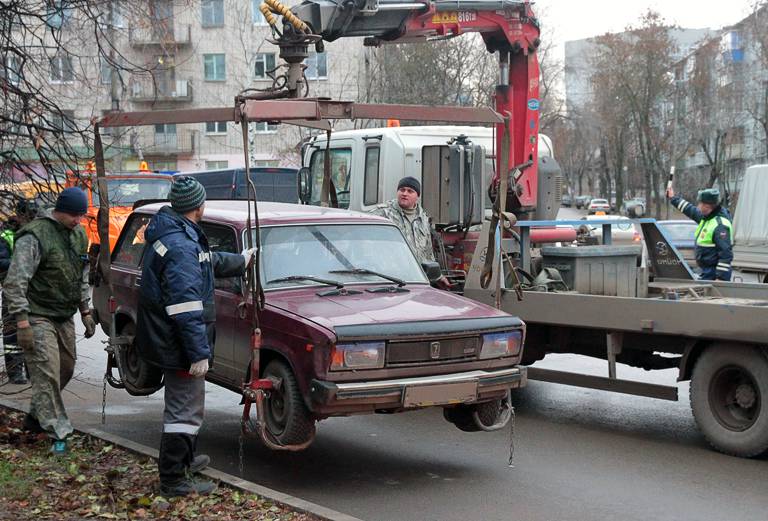 Эвакуатор для автомобиля шевроле rezzo из Москвы ясиной в Красное Село